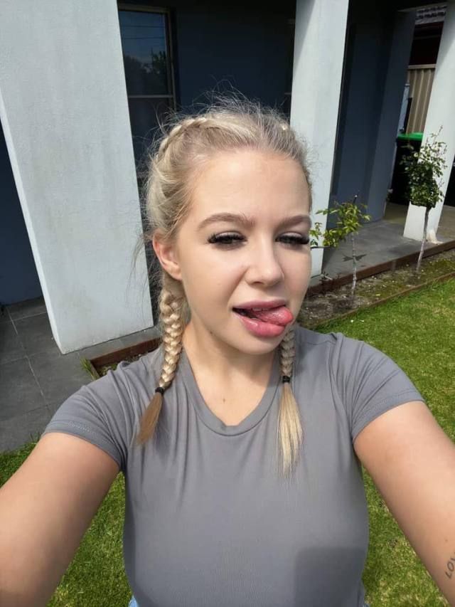 I’m Naughty escort available for the following deals both in call and out call deals include; 69, sex with condom, sex at cr - Image 3